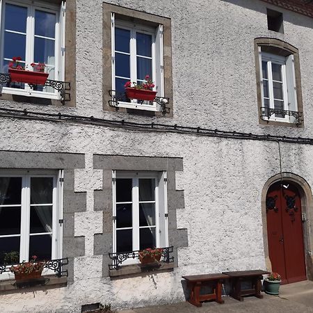 Number 22 - Le Dorat - Apartment One With Garden & Free Parking Экстерьер фото